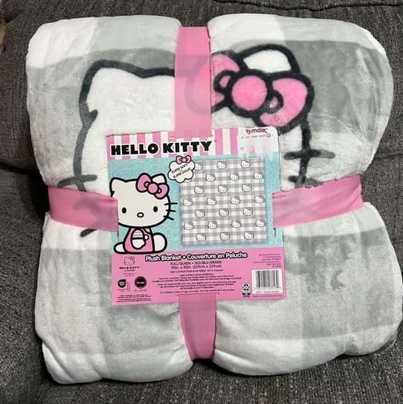 Hello Kitty Other Hello Kitty Plush Blanket Fullqueen Poshmark